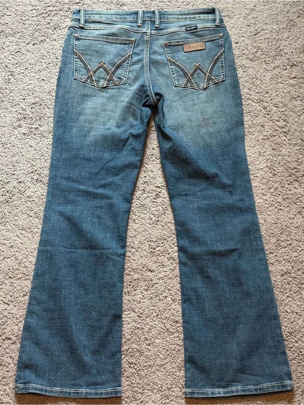 wrangler retro women's blue bootcut jeans (lowrise)